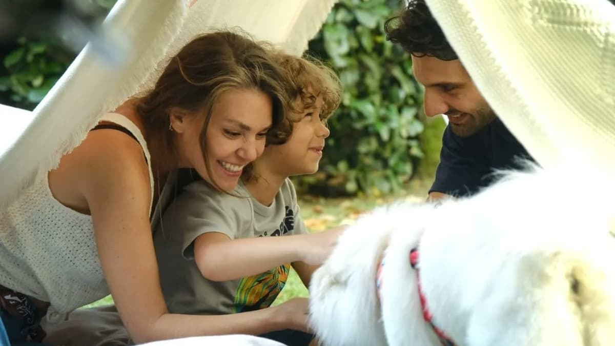 فيلم بين ايد امينة مترجم