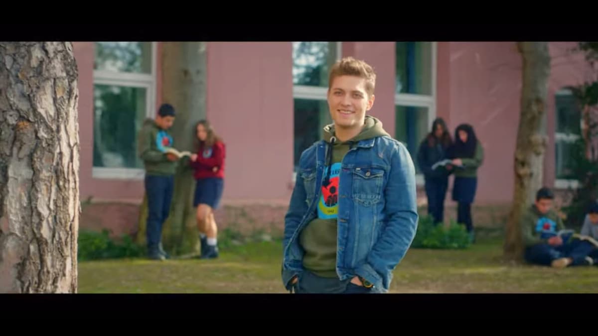 فيلم صوتك فيه عشق 2019 Sesinde Ask Var مترجم