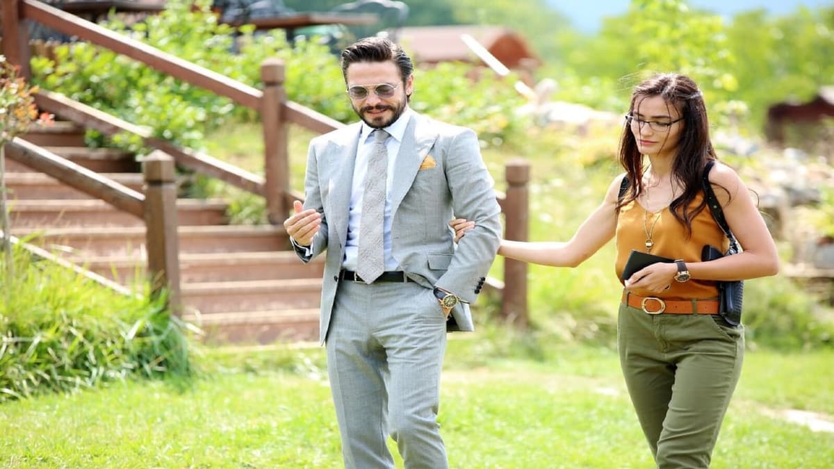 فيلم فوضى العائلة والمال 2018 مترجم