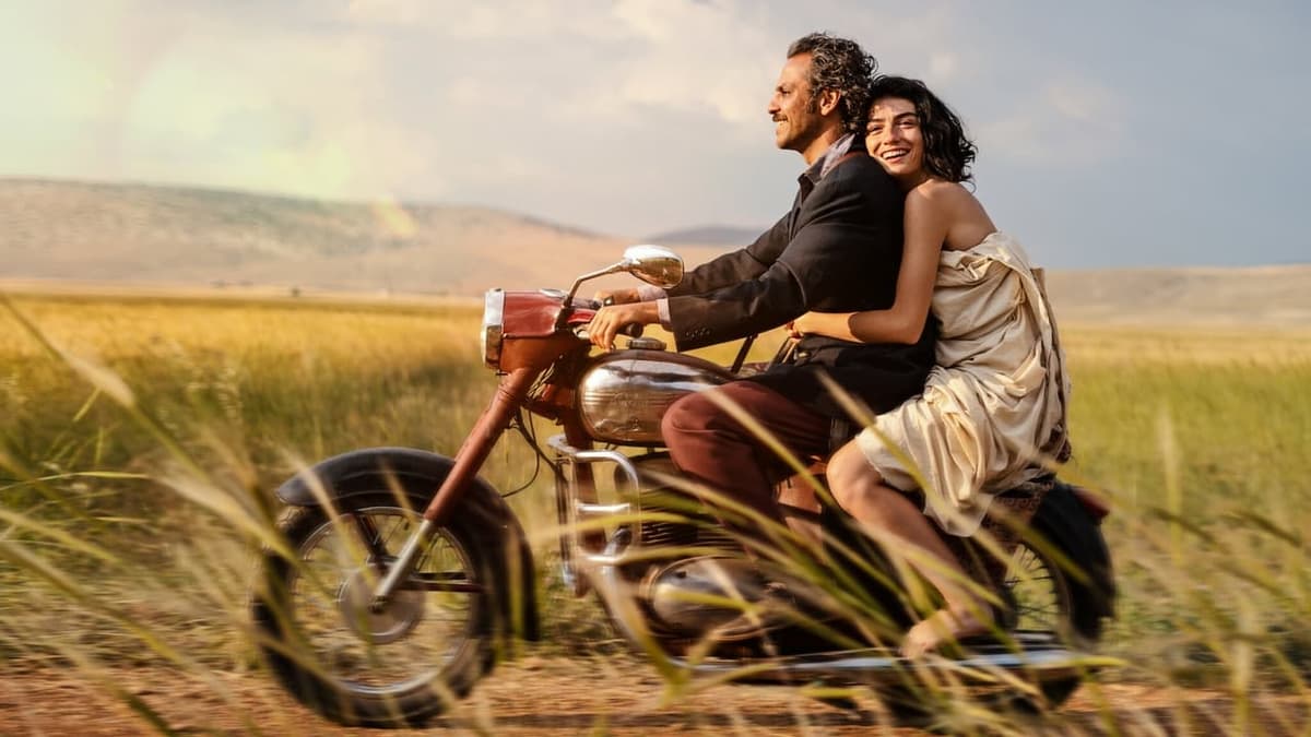 فيلم اغنية القلوب Heartsong 2022 مترجم
