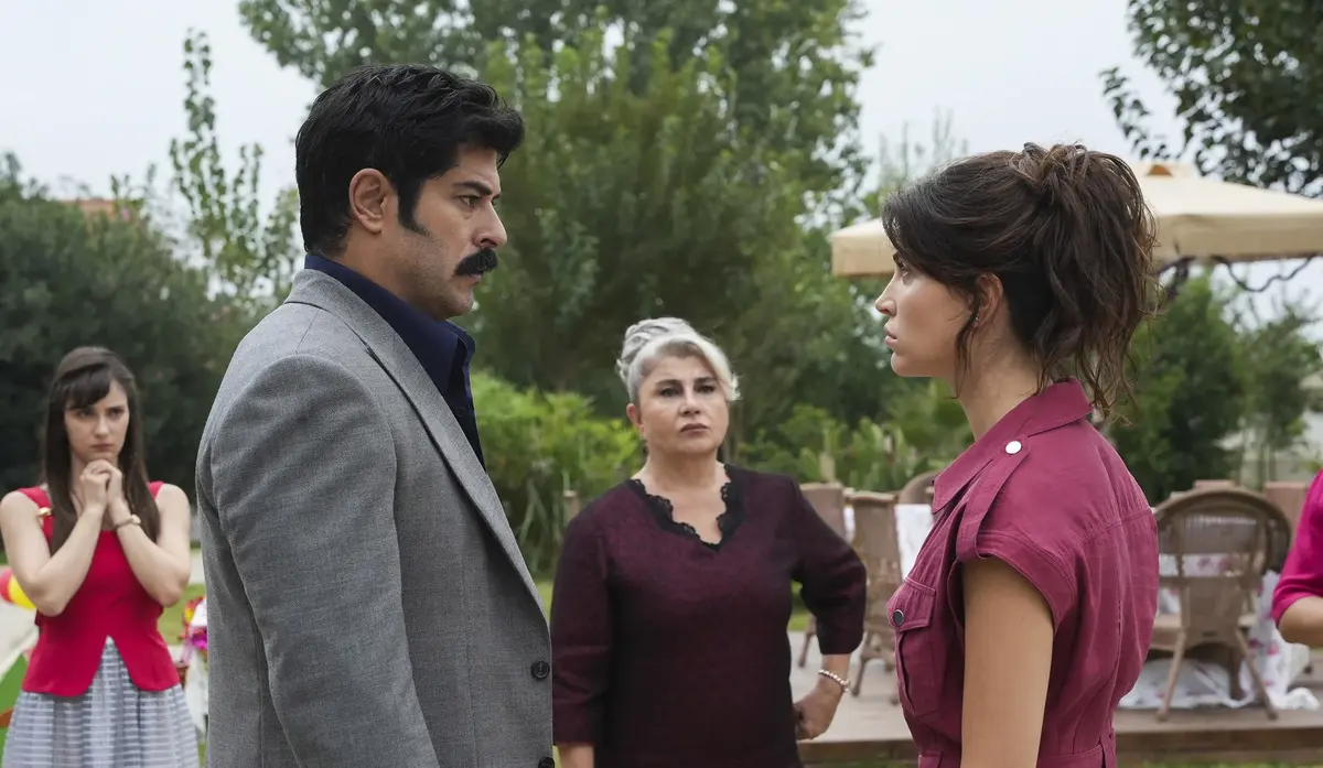 صورة من الحلقة 6 من مسلسل حيث تشرق الشمس (5)