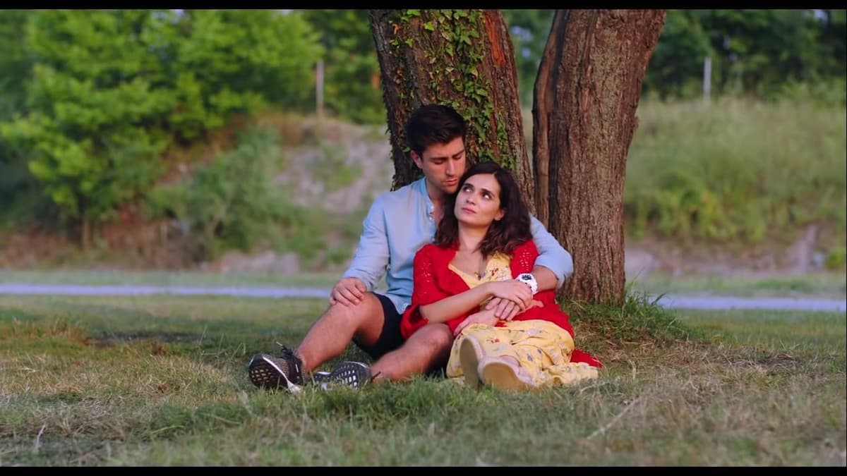 فيلم ابقى بجانبي 2018 Yanımda Kal مترجم